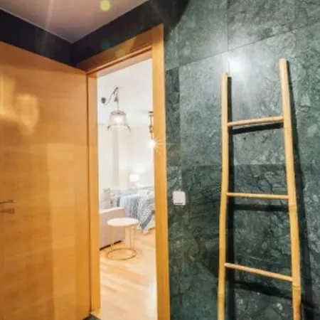 Estudio En Zona Del Carmen, Gijon! 2 Personas Appartamento