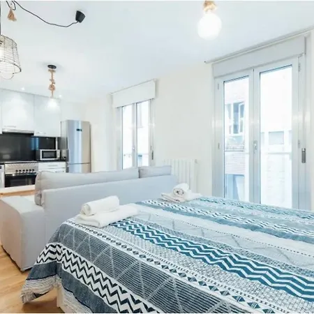 Appartamento Estudio En Zona Del Carmen, Gijon! 2 Personas