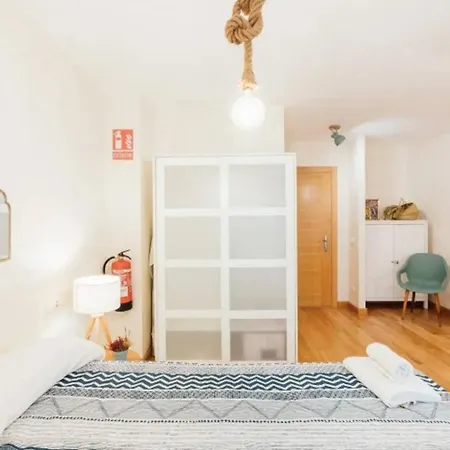 Estudio En Zona Del Carmen, Gijon! 2 Personas Appartamento