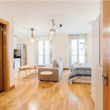 Estudio En Zona Del Carmen, Gijon! 2 Personas Appartamento